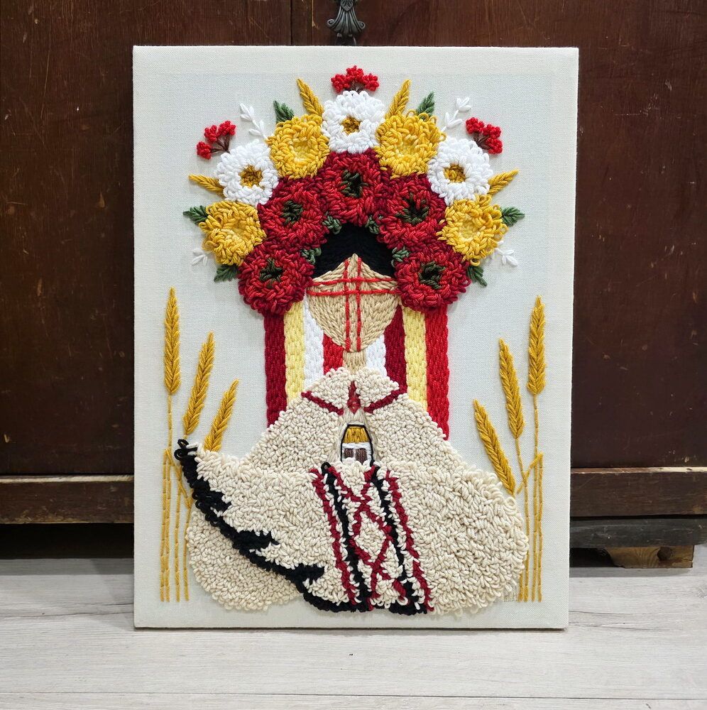 Вишита картина купити Київ, вишита берегиня картина, картина на подарунок, картина оберіг, обереги картини купити Україна