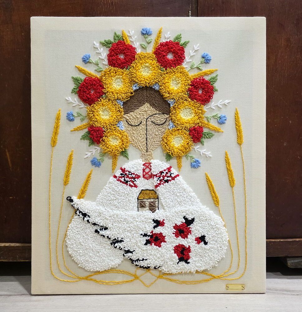 Вишита картина купити Київ, вишита берегиня картина, картина на подарунок, картина оберіг, обереги картини купити Україна
